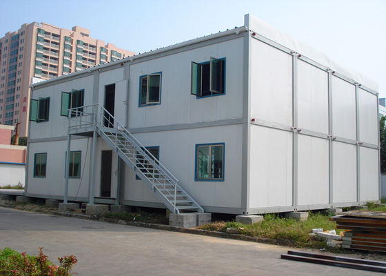 China Doppelstöckiges modulares Behälter-Haus, lebendes Behälter-Haus mit externer Treppe fournisseur