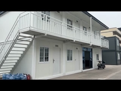 Container-Schlafsaal