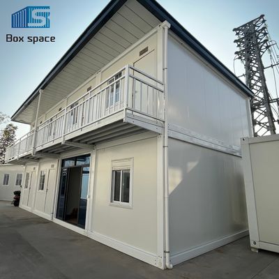 Energieeffiziente Modularhäuser Anpassungsfähige Wohneinheiten Moderne nachhaltige Häuser für Baustellen Arbeiter Wohnzimmer und Büro